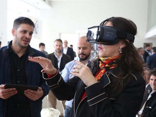 Tecnolog&iacute;a. Con anteojos de realidad virtual y tablets, el comprador podr&aacute; tener toda informaci&oacute;n de un 0 km sin moverse de su casa o trabajo.