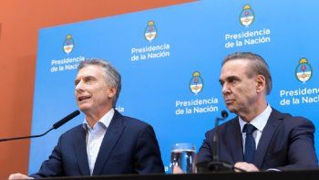 Mauricio Macri Miguel Pichetto, por entonces compañeros de fórmula, el lunes 12 de agosto 2019 en la conferencia que dieron tras la derrota en las PASO.