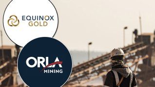 Gigante del oro. La megafusión entre Equinox y Orla aparece como otro paso dentro de una tendencia más amplia: una industria minera que busca tamaño, eficiencia y activos de calidad para enfrentar un escenario global cada vez más competitivo. Gigante del oro. La megafusión entre Equinox y Orla aparece como otro paso dentro de una tendencia más amplia: una industria minera que busca tamaño, eficiencia y activos de calidad para enfrentar un escenario global cada vez más competitivo.