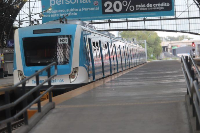 Los pasajes pueden comprarse online o en las boleterías habilitadas, con descuentos y tarifas variables según el servicio.