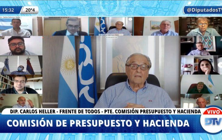 Oficialismo chicaneó a diputados de JxC por asistir al evento de Macri en lugar de firmar dictamen de Ganancias