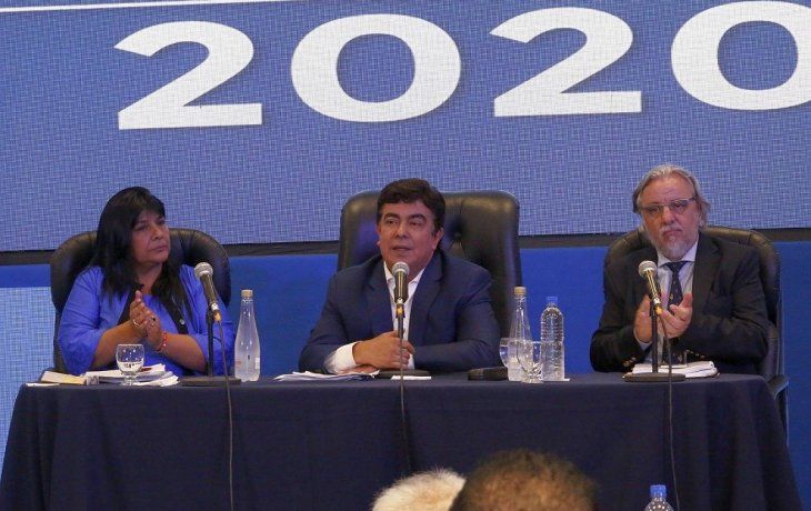 Fernando Ezpinoza durante la ceremonia de apertura de las Sesiones Ordinarias del Honorable Consejo Deliberante de La Matanza.