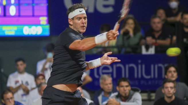 Del Potro hace un nuevo intento para curar su rodilla derecha.
