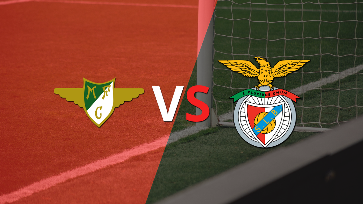 Benfica is in search of victory against Moreirense to stay at the top