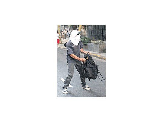 Menos demil activistasde diversasbandaspiqueterashicierondestrozos en la Ciudad.