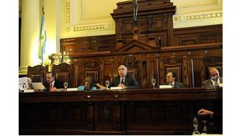A través de un comunicado firmado por todos sus miembros, el máximo tribunal rechazó los “ataques” contra su presidente.