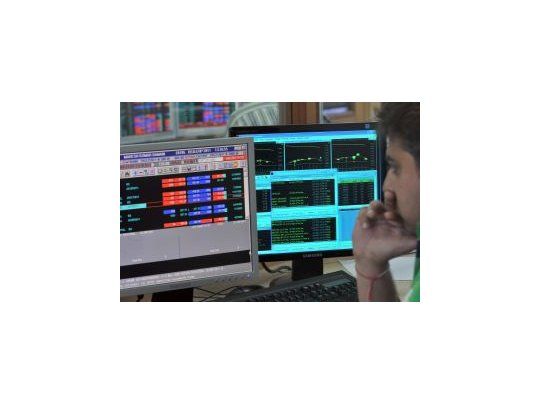 Wall Street se mantuvo estable tras dato laboral