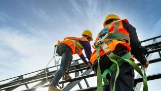 El estudio de la UCA muestra fuertes desigualdades: la inseguridad alimentaria llega al 25% entre cuentapropistas y trabajadores del servicio doméstico. El estudio de la UCA muestra fuertes desigualdades: la inseguridad alimentaria llega al 25% entre cuentapropistas y trabajadores del servicio doméstico.