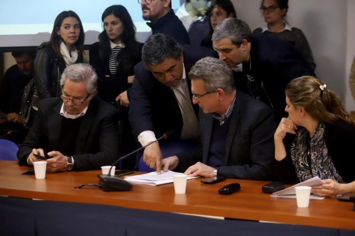 Felipe Solá, Adrián Grana, Agustín Rossi y Vanesa Siley. 