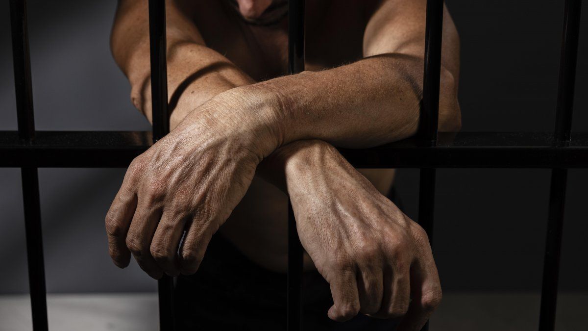 They will force prisoners to carry out maintenance tasks in prisons