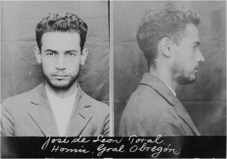 José de León Toral es condenado en 1928 a la pena capital por el asesinato del general Álvaro Obregón. José de León Toral es condenado en 1928 a la pena capital por el asesinato del general Álvaro Obregón.