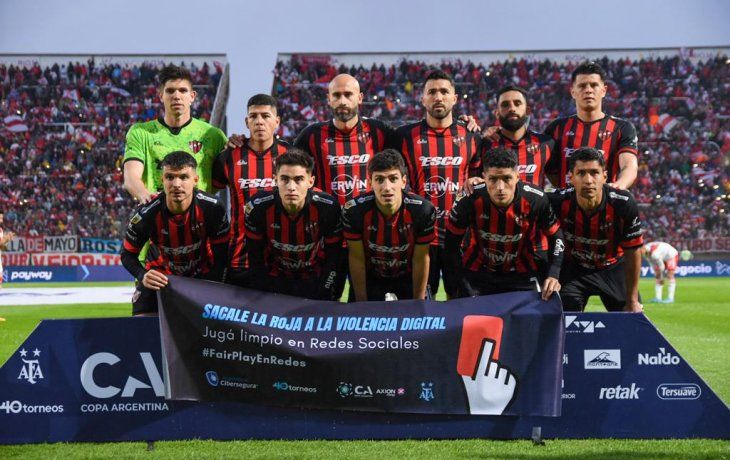 mazazo de copa argentina: patronato elimino a river por penales