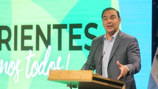 Gustavo Valdés, gobernador de Corrientes.