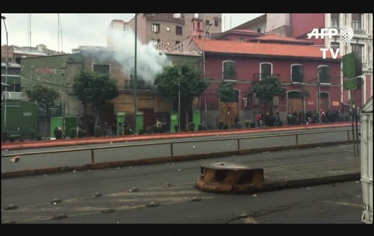 bolivia: otros dos muertos a manos de la policia en protestas a favor de evo morales