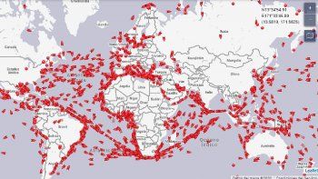 El mapa incluye buques cargueros y cisternas de crudo, GNL, GLP, productos refinados y derivados químicos del petróleo y los hidrocarburos al día de la fecha.&nbsp;