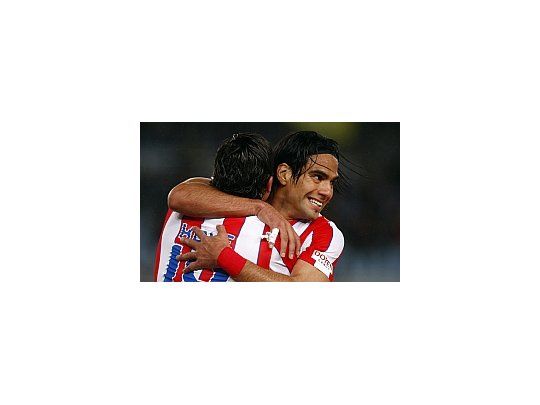 Falcao alcanzó los 14 goles en la Liga y está a 7 de Cristiano Ronaldo, el máximo artillero.