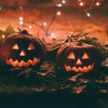 Halloween se acerca y estas son algunas ideas para hacer manualidades y reciclar con los niños en casa. Halloween se acerca y estas son algunas ideas para hacer manualidades y reciclar con los niños en casa.