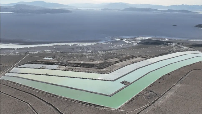 la primera fase del proyecto HMW, Galan había logrado acumular unas 6.000 toneladas de carbonato de litio equivalente (LCE) en sus pozos de evaporación.