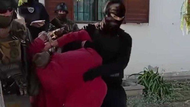 Chubut: detuvieron al delincuente que intentó apuñalar a un joven y a su padre