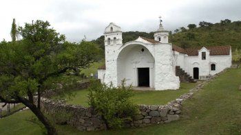 Candonga, con su icónica capilla
