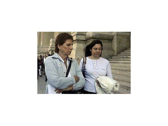 Sara Garfunkel y Sandra Nisman hablaron con la prensa a casi un año de la muerte del fiscal de la causa AMIA.