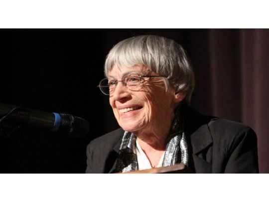 La escritora tenía 88 años y murió en su casa de Portland.