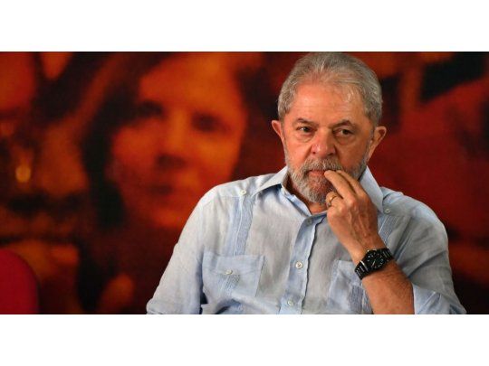 Corte Suprema de Brasil suspende sesión clave que podía liberar a Lula
