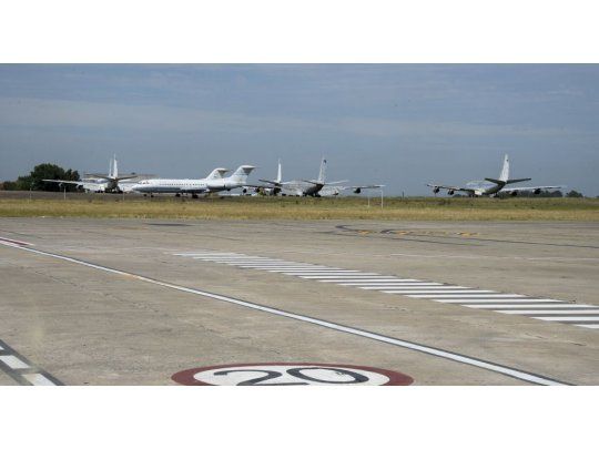 La jueza Martina Forns autorizó la operación de las aerolíneas de bajo costo en la Base militar.