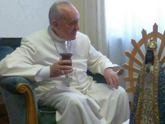 Papa Francisco Virgen Luján.jpg
