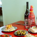 Copetín es una gran opción para quienes disfrutan de los clásicos. Copetín es una gran opción para quienes disfrutan de los clásicos.