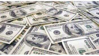 Sin la intervención del BCRA, el dólar cortó racha alcista y cerró a $ 15,26