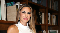 asi es la actual mansion de ninel conde: lujo blanco, closet de ensueno y una vista que deslumbra miami