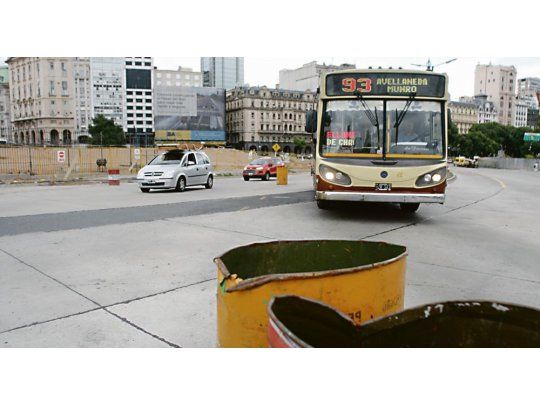 Peligro. Las insólitas señalizaciones en la Avenida de la Rábida