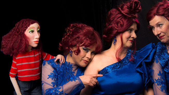  Desde el viernes 5 de septiembre se presentará en el Teatro Regio El vestido dirigida por Ana Alvarado. 