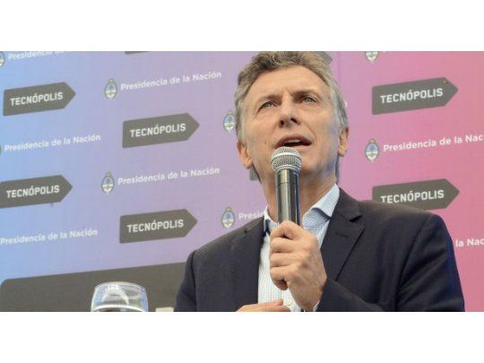 La muestra además tendrá un carácter federal, ya que después de su inicio itinerante en Salta, seguirá por Santiago del Estero, La Rioja, Tierra del Fuego y en todas las provincias argentinas, se informó oficialmente.