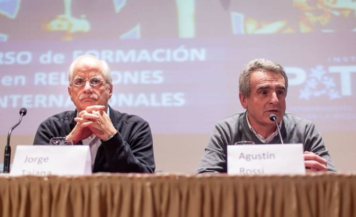 Jorge Taiana y Agustín Rossi, los ministros de Defensa durante la presidencia de Alberto Fernández. Jorge Taiana y Agustín Rossi, los ministros de Defensa durante la presidencia de Alberto Fernández.