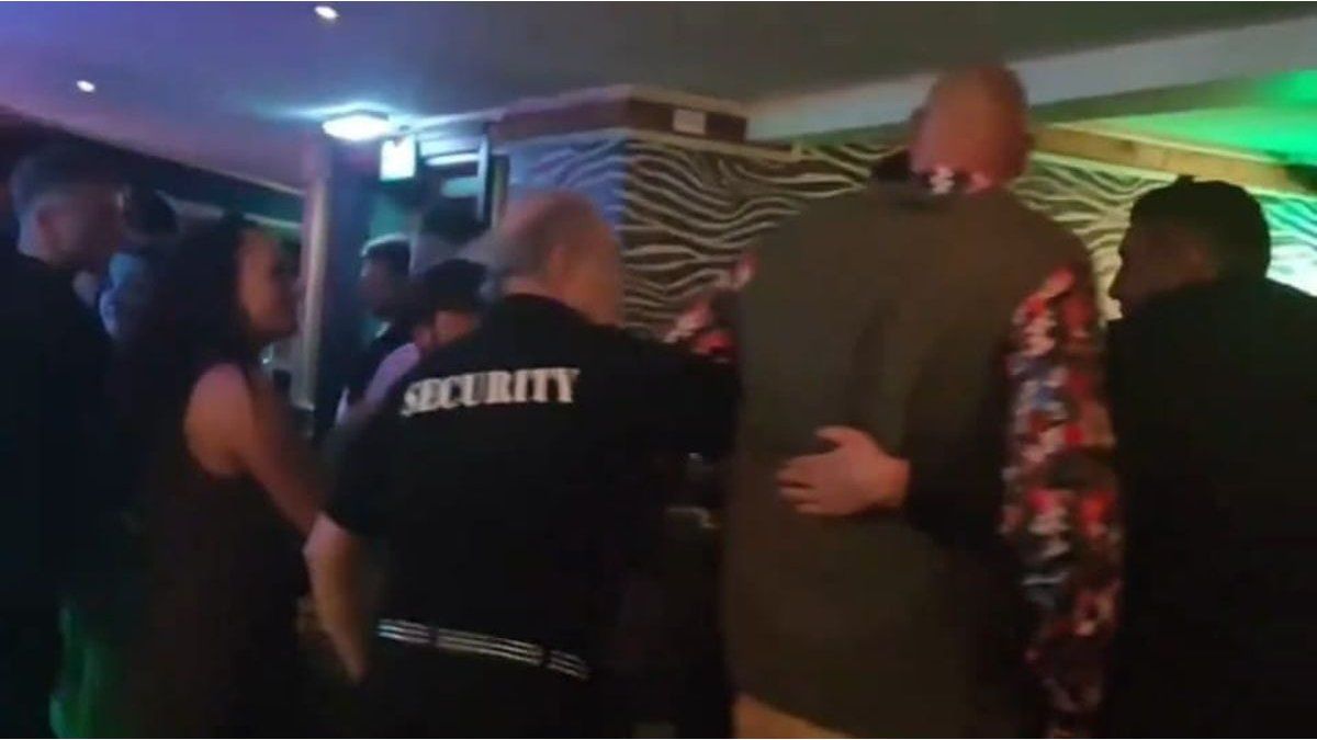 Tyson Fury got drunk and was kicked out of an English pub