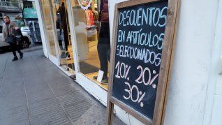 La Cámara Argentina de Comercio (CAC), que advirtió que el consumo volvió a caer en junio.﻿