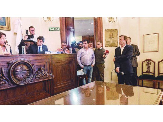 DEFENSA. Varisco, durante su paso el lunes por el Concejo Deliberante. Para hoy promete “aportes esenciales para la investigación”.