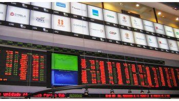 El Bovespa acumuló en el mes un alza del 1,4% y el real se depreció un 0,5% a 3,252