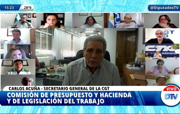 Uno de los secretarios de la CGT, Carlos Acuña.