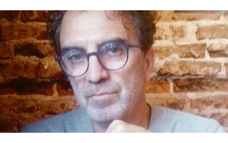 ámbito.com | Daniel Isaacs. El destacado arquitecto y fotógrafo sanjuanino catalán reside en Milán y visitó el país para presentar su primera novela.