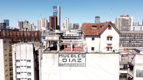 se vende el increible chalecito de la avenida 9 de julio: cuanto vale el icono que nacio con la radio argentina