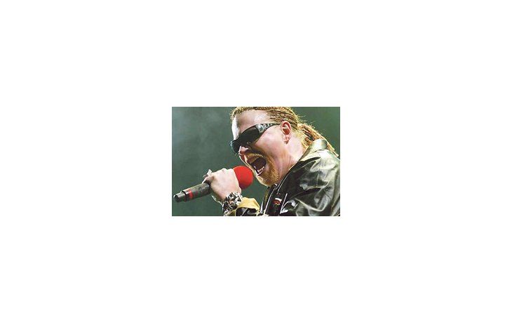 Axl Rose (el único que queda del Guns N’Roses original, y también el dueño de la marca y las canciones) confirmó ayer en su página web que tocarán en River el 20 de marzo.