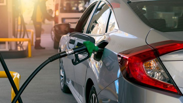 El repunte del precio internacional del petróleo podrían generar efectos indirectos en la industria. El repunte del precio internacional del petróleo podrían generar efectos indirectos en la industria.