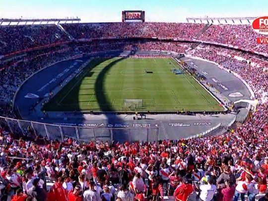 cancha river exceso hinchas.jpg