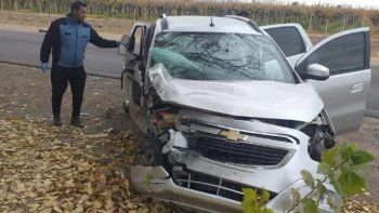 Mendoza: un bebe de 10 meses murió tras un choque frontal entre dos autos