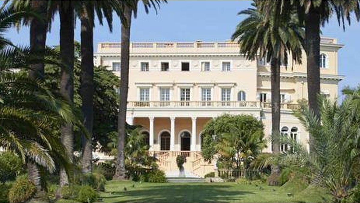 14 hectares of garden, Olympic swimming pool and an impressive art collection: what the Marnier family’s La Villa Les Cedres mansion is like