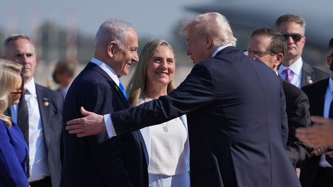 Trump fue recibido en el Parlamento israelí.