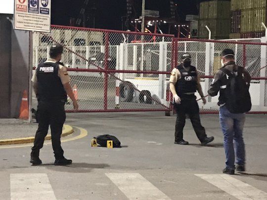 Cuerpos en las calles, la postal de la violencia en Ecuador.